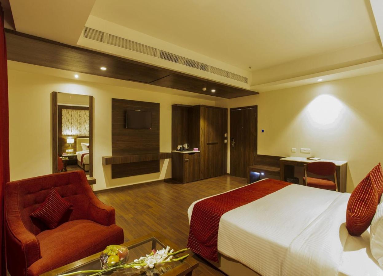 Sarovar Portico, Somnāth Екстериор снимка