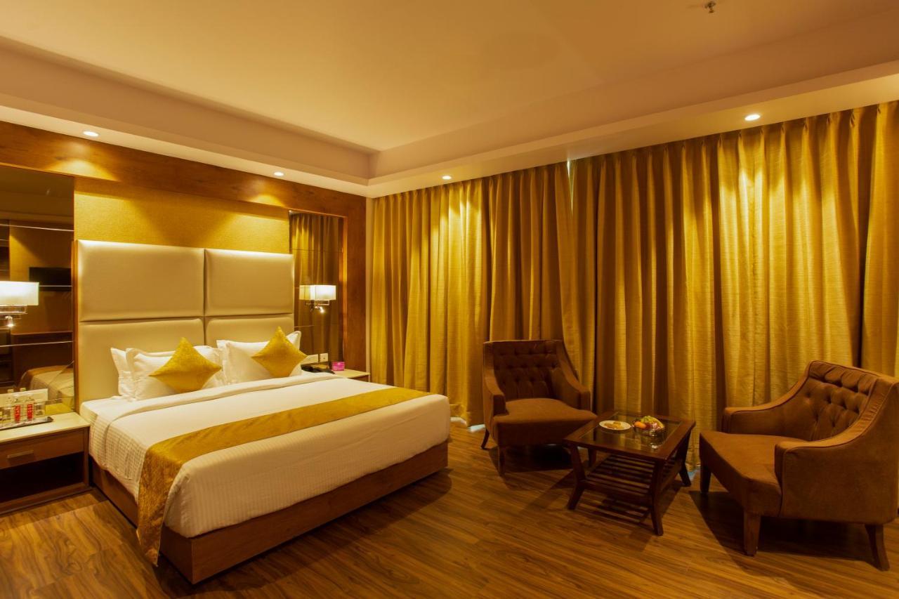 Sarovar Portico, Somnāth Екстериор снимка