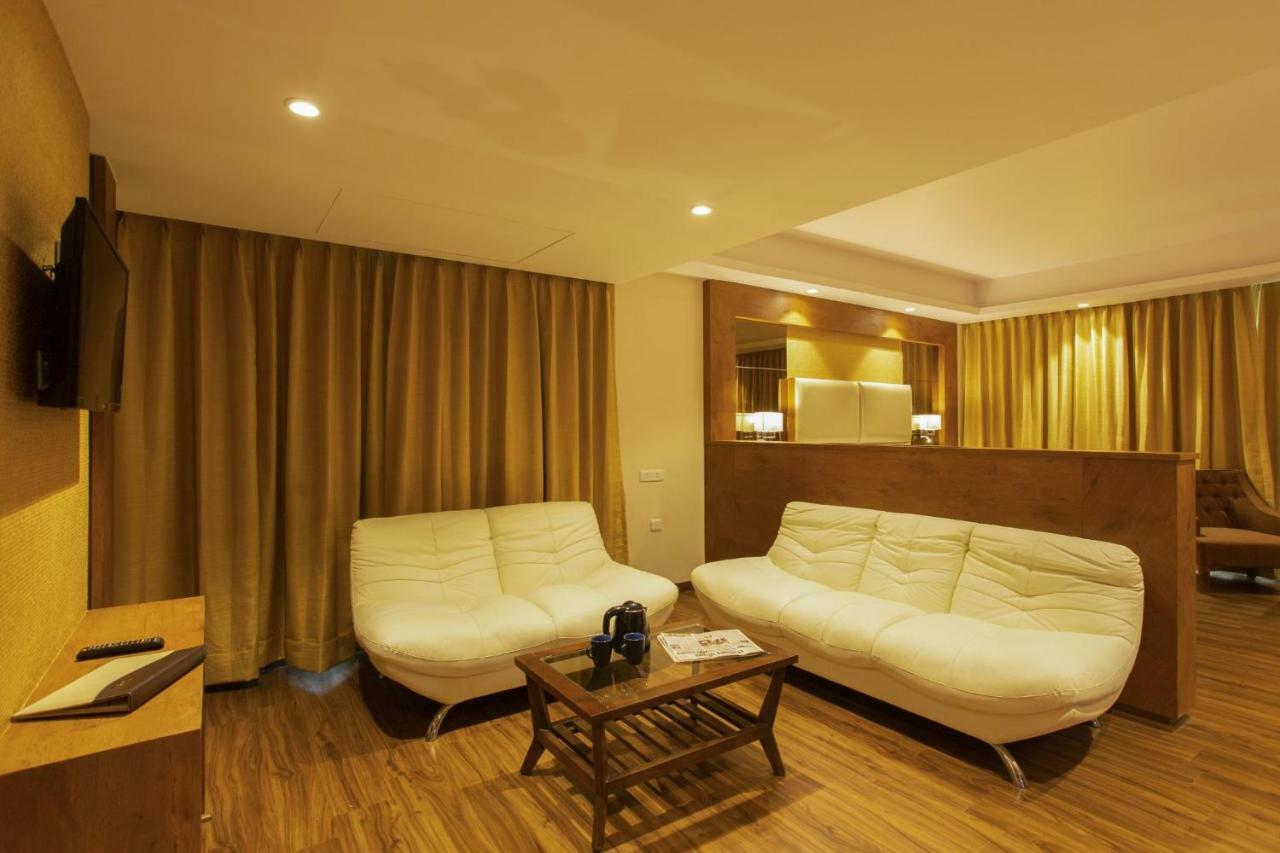 Sarovar Portico, Somnāth Екстериор снимка