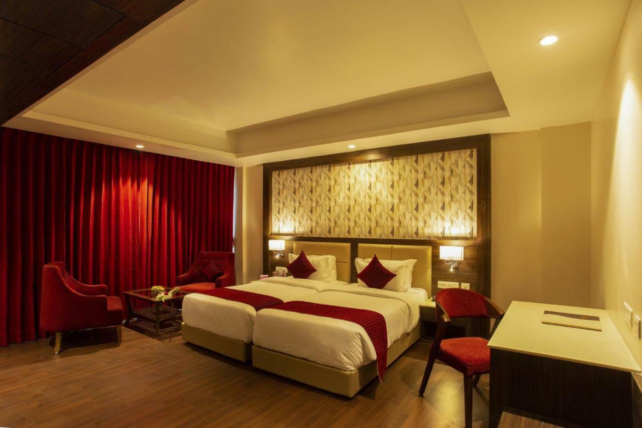 Sarovar Portico, Somnāth Екстериор снимка