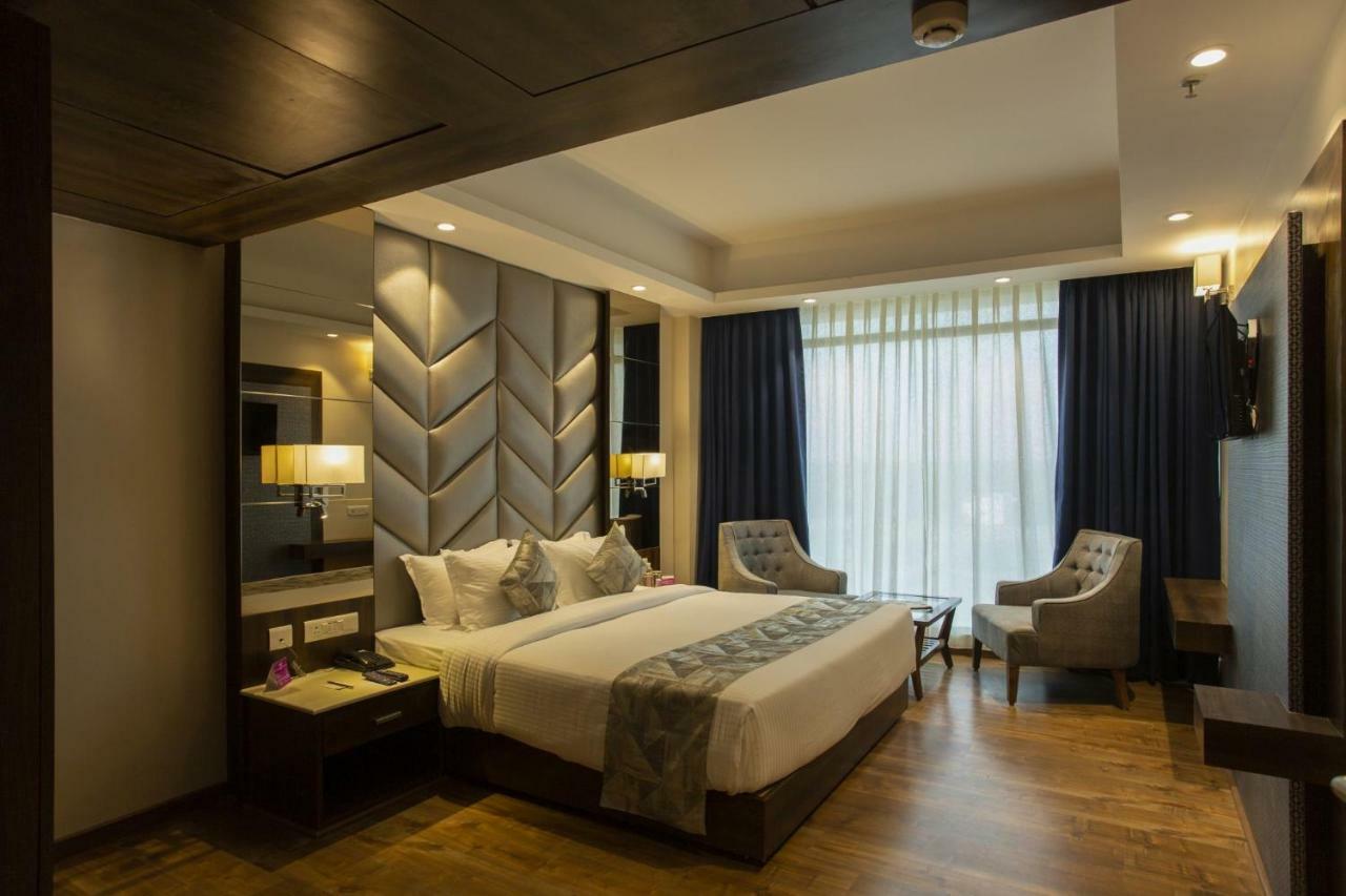 Sarovar Portico, Somnāth Екстериор снимка